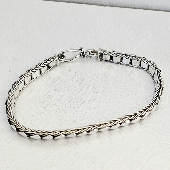 Very Rare Silpada Sterling Silver Interlocking Heart Hook Clasp Bracelet CCB608 - Picture 3 of 16